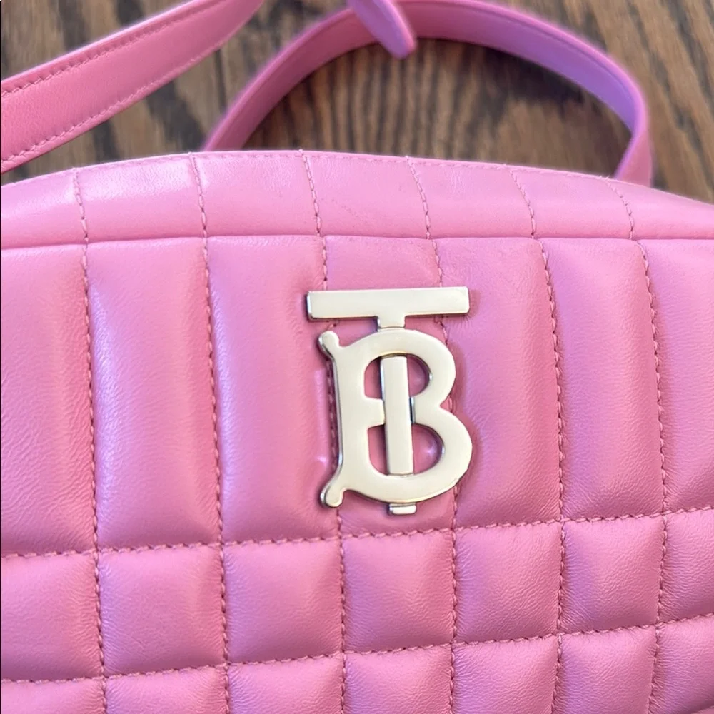 Burberry lambskin Quilted mini Lola camera Bag Primrose Pink - Picture 6 of 12